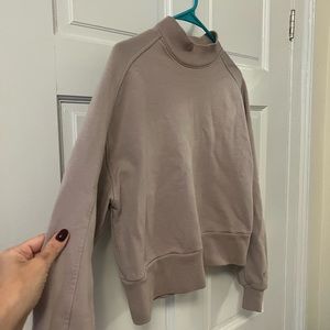 Everlane cropped sweatshirt